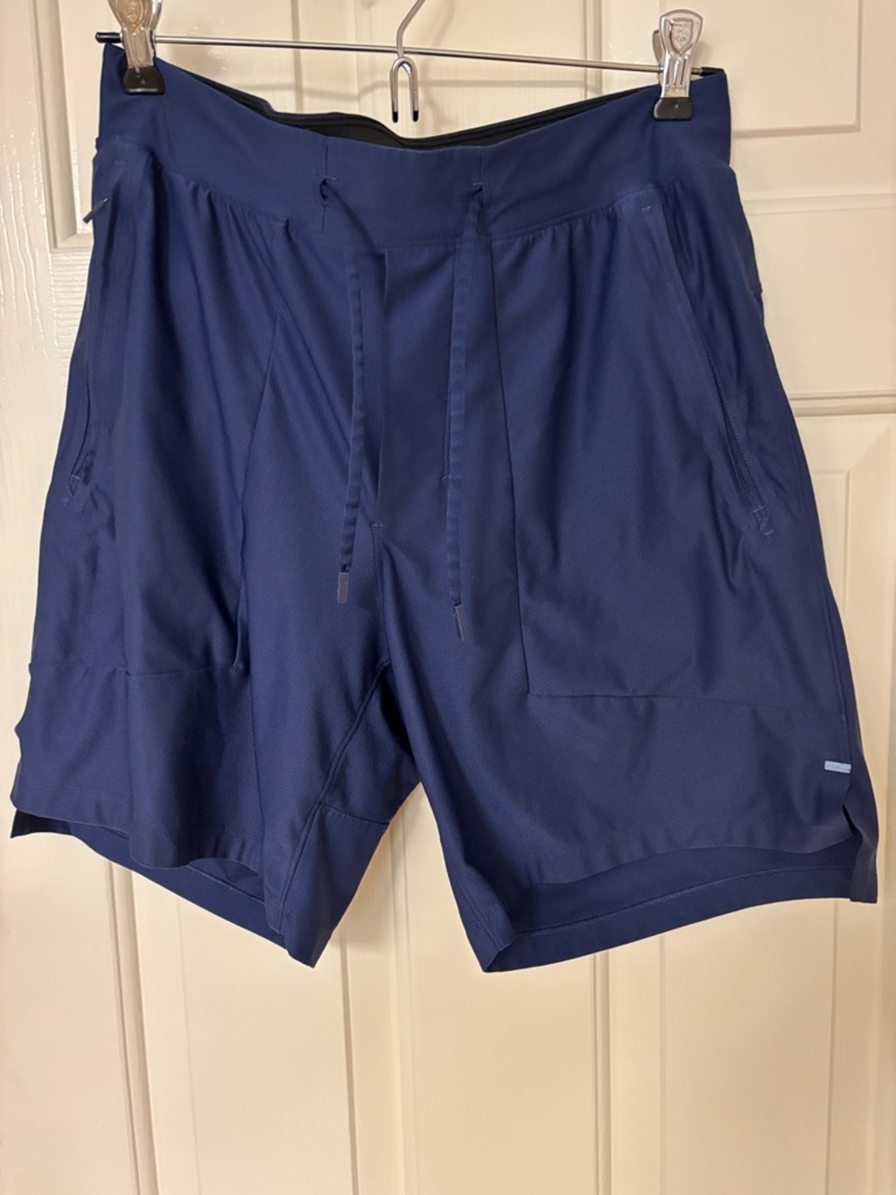 Lululemon License to Train Men's Athletic Shorts - Blue - 7 inch - LL